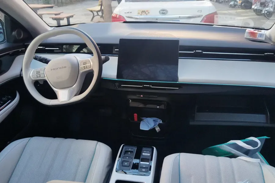 2024 Honda e:NP2 BEV 68.8KWH,autocango,china used car exporter,china ev exporter,chinese used car exporter,chinese used ev exporter