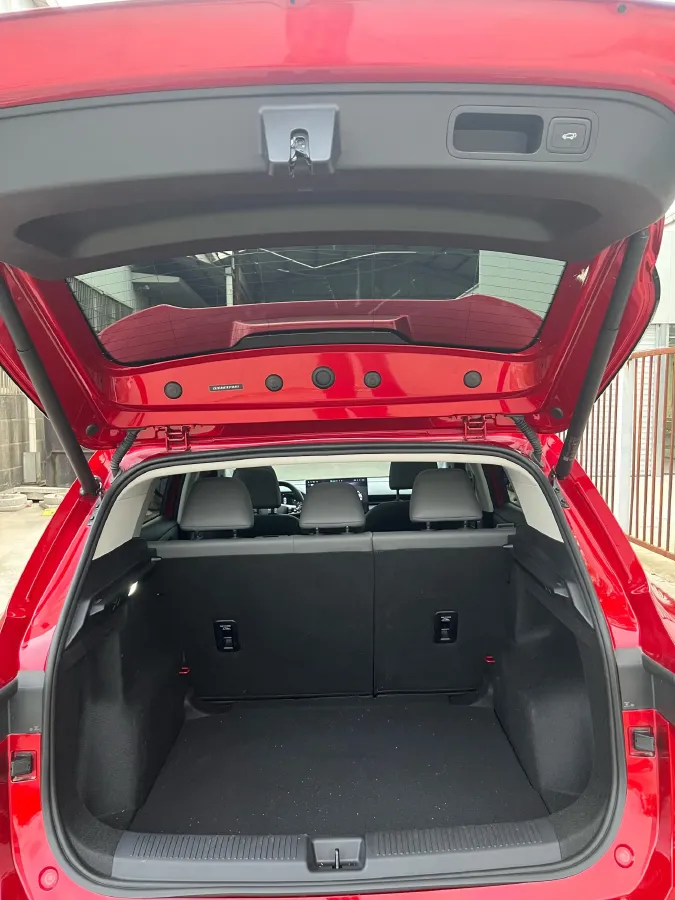 2025 MG MG ES5 BEV 62.2KWH,autocango,china used car exporter,china ev exporter,chinese used car exporter,chinese used ev exporter