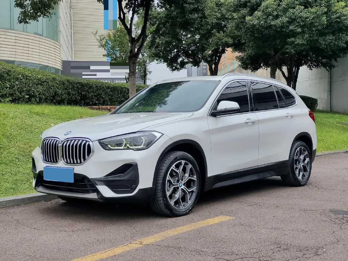 2021 BMW X1 2.0T 192HP L4 7DCT