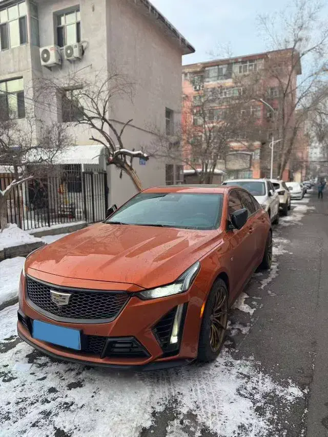 2023 Cadillac CT5 2.0T 237HP L4 10AT