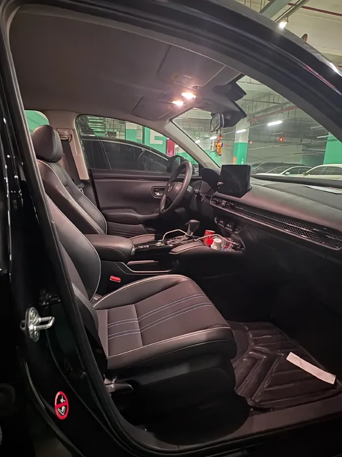 2023 Honda HR-V 1.5T 182HP L4 CVT,autocango,china used car exporter,china ev exporter,chinese used car exporter,chinese used ev exporter