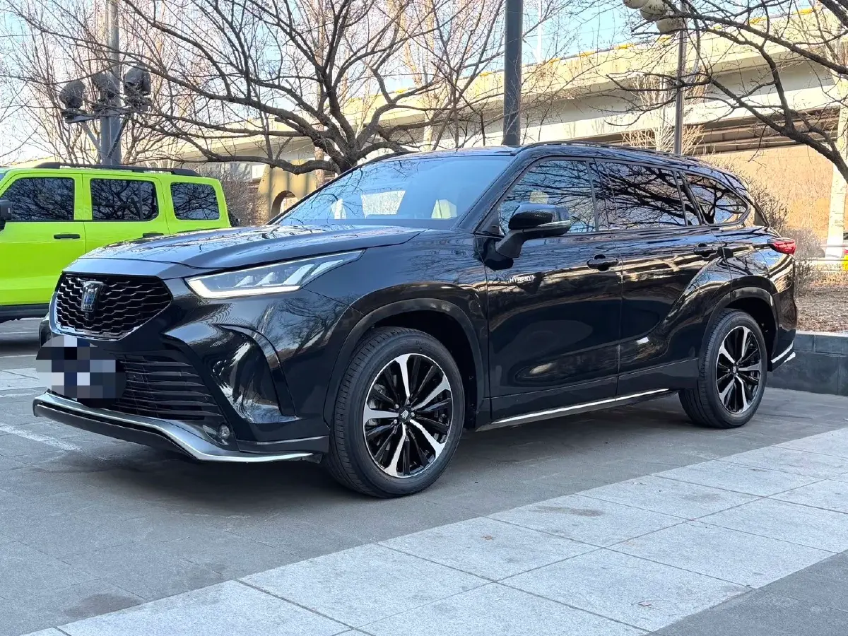 2021 Toyota Crown Kluger 2.5L 192HP L4 E-CVT Hybrid