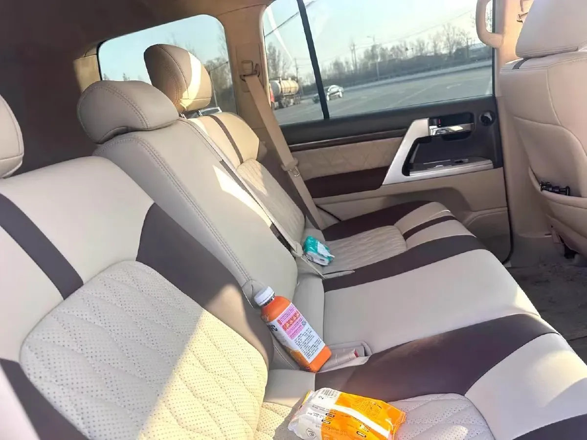 2016 Toyota Land Cruiser 4.0L 275HP V6 5AT,autocango,china used car exporter,china ev exporter,chinese used car exporter,chinese used ev exporter