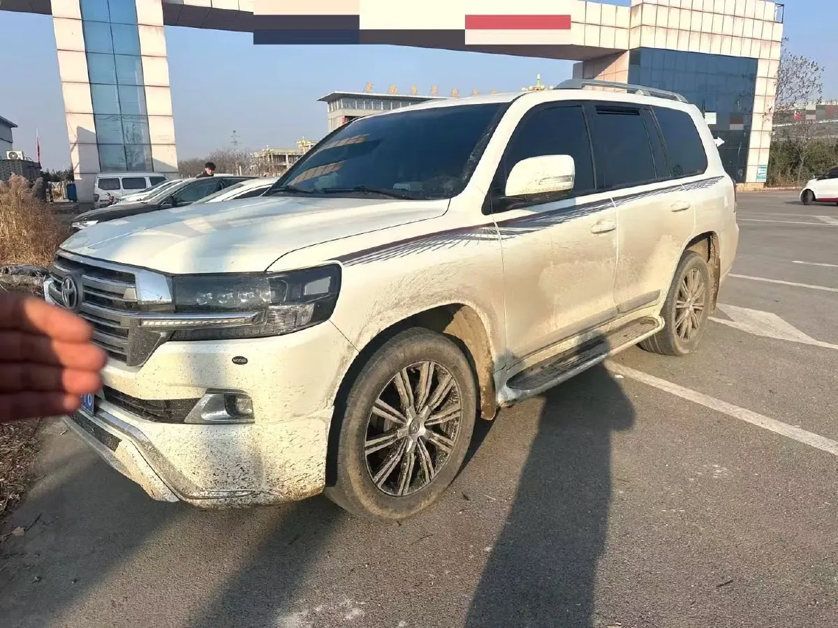 2016 Toyota Land Cruiser 4.0L 275HP V6 5AT,autocango,china used car exporter,china ev exporter,chinese used car exporter,chinese used ev exporter