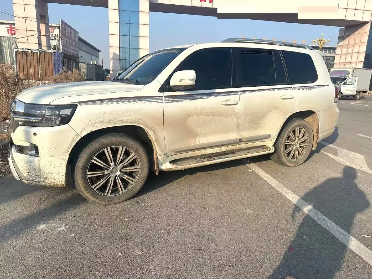 2016 Toyota Land Cruiser 4.0L 275HP V6 5AT,autocango,china used car exporter,china ev exporter,chinese used car exporter,chinese used ev exporter