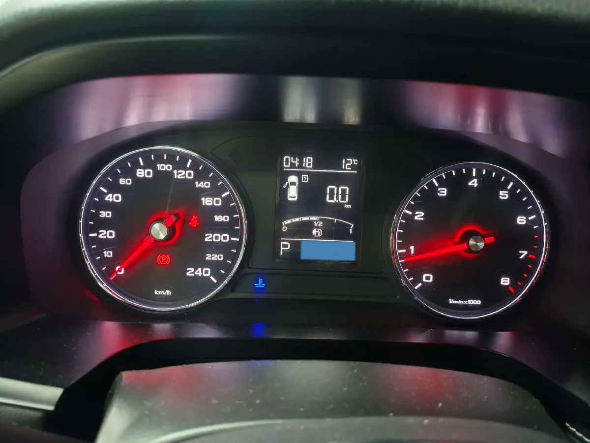 2018 HuangHai JiaoLong 2.4L 143HP L4 5AT,autocango,china used car exporter,china ev exporter,chinese used car exporter,chinese used ev exporter