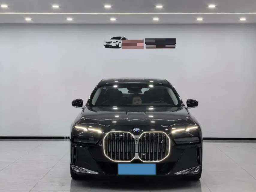 2023 BMW i7 BEV 101.7KWH,autocango,china used car exporter,china ev exporter,chinese used car exporter,chinese used ev exporter