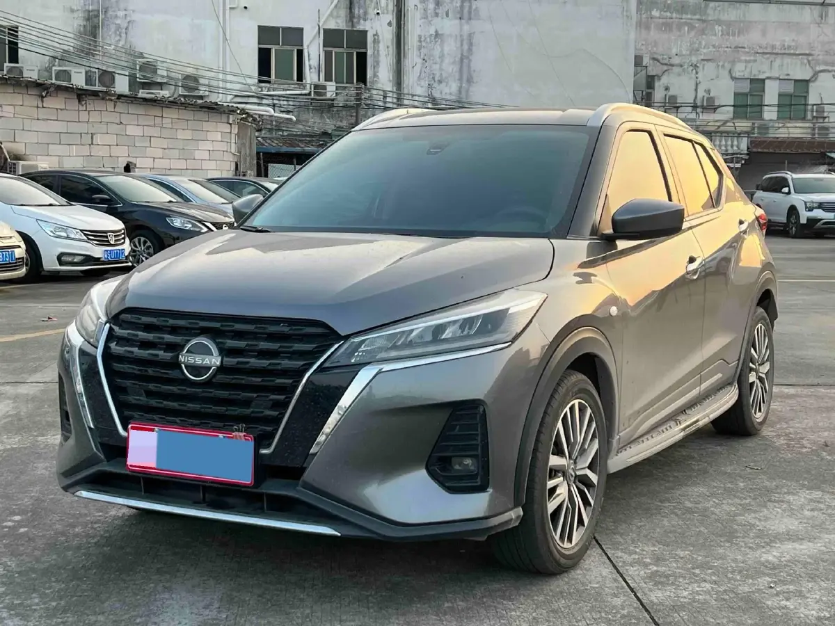 2023 Nissan Kicks 1.5L 122HP L4 CVT