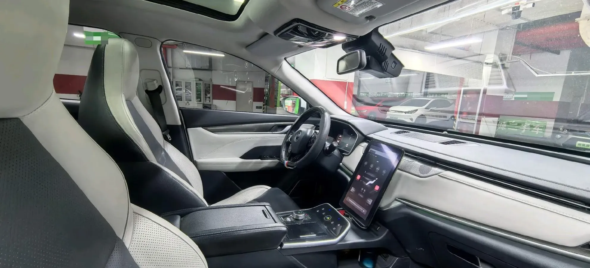 2019 BMW 2 Series Wagon 1.5T 136HP L3 6AT,autocango,china used car exporter,china ev exporter,chinese used car exporter,chinese used ev exporter