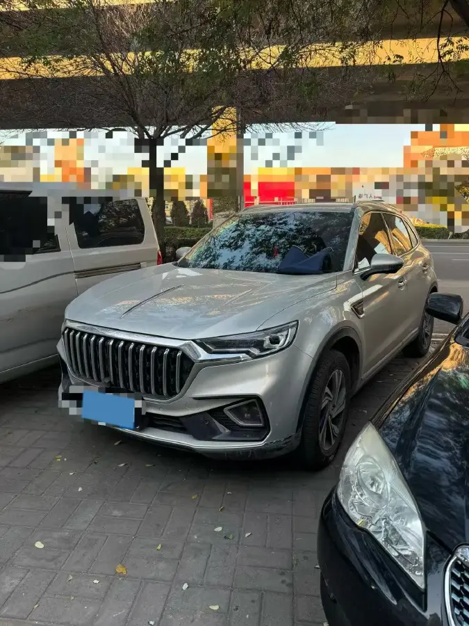 2022 HongQi HS5 2.0T 224HP L4 6AT