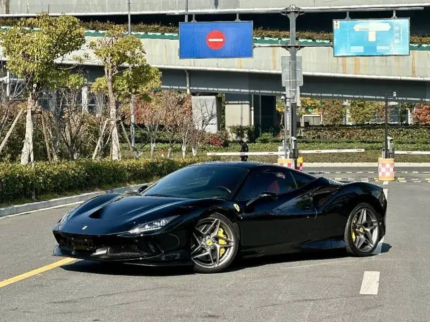 2019 Aston Martin DB11 5.2T 639HP V12 8AT
