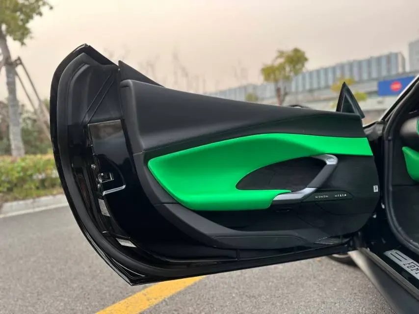 2022 Ferrari 296 3.0T 663HP V6 8DCT PHEV 7.45KWH,autocango,china used car exporter,china ev exporter,chinese used car exporter,chinese used ev exporter