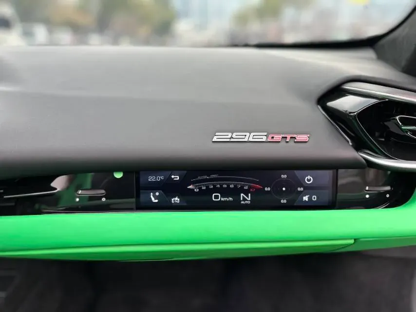 2022 Ferrari 296 3.0T 663HP V6 8DCT PHEV 7.45KWH,autocango,china used car exporter,china ev exporter,chinese used car exporter,chinese used ev exporter