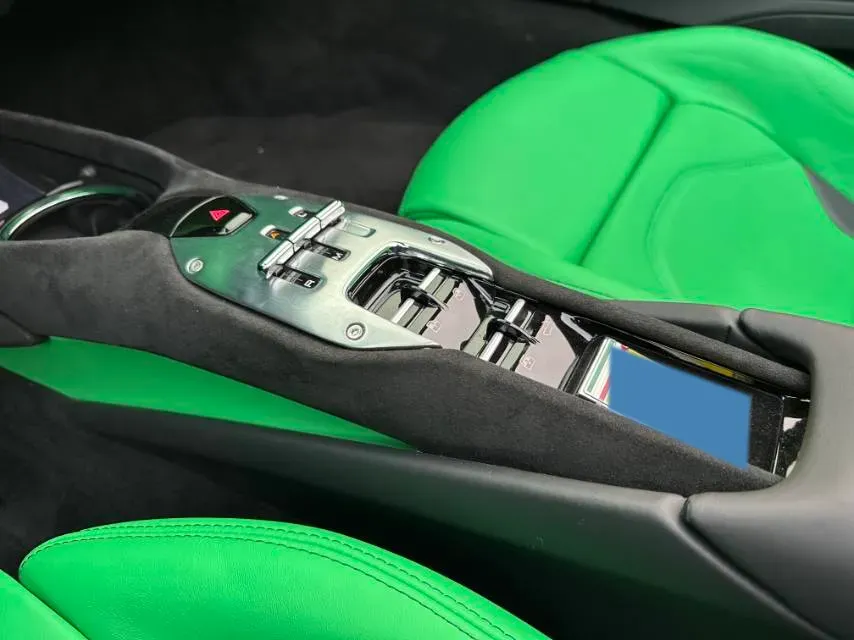 2022 Ferrari 296 3.0T 663HP V6 8DCT PHEV 7.45KWH,autocango,china used car exporter,china ev exporter,chinese used car exporter,chinese used ev exporter