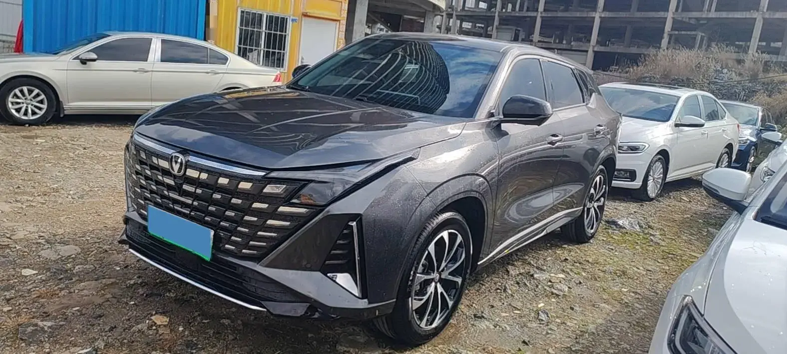 2024 ChangAn UNI-Z 1.5L 98HP L4 E-CVT PHEV 18.4KWH