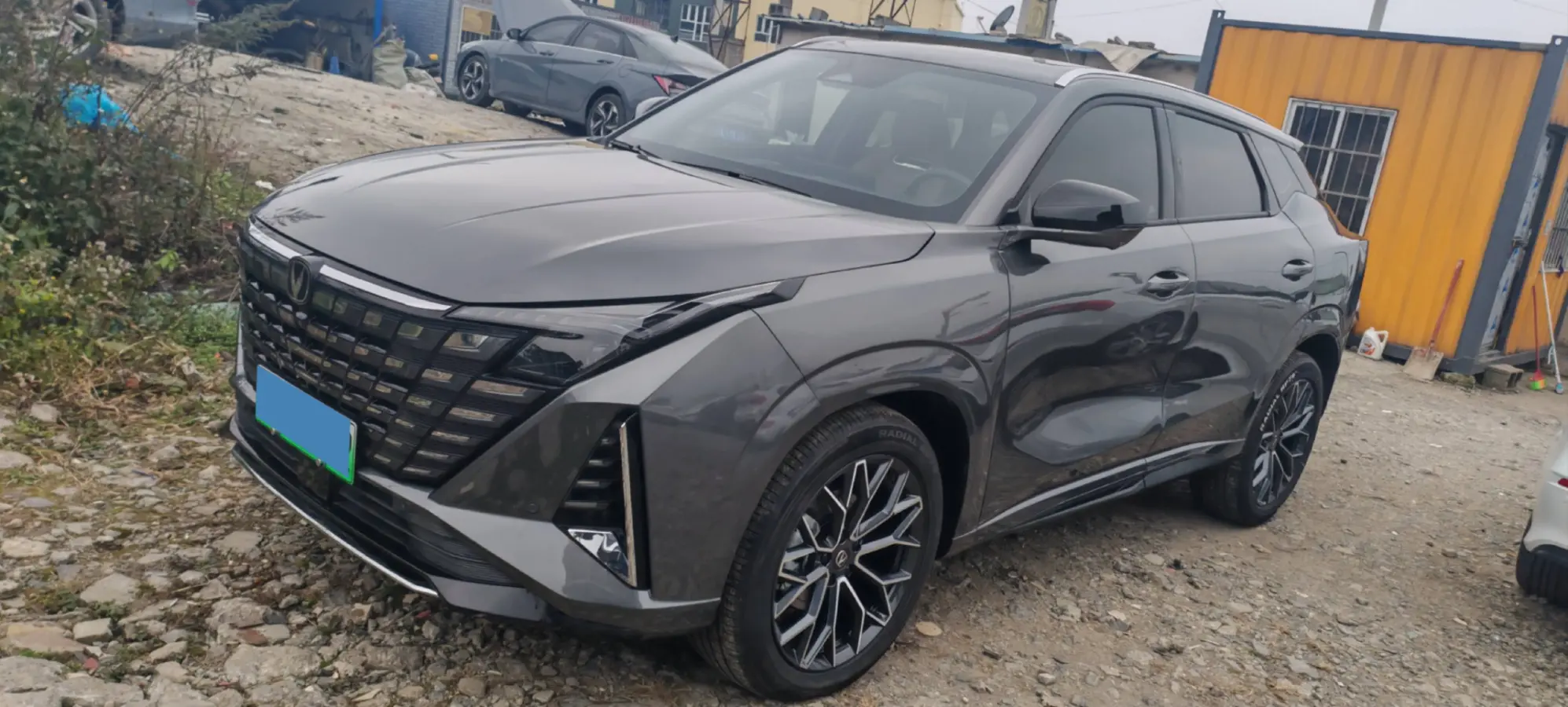 2025 ChangAn UNI-Z 1.5L 98HP L4 E-CVT PHEV 18.4KWH