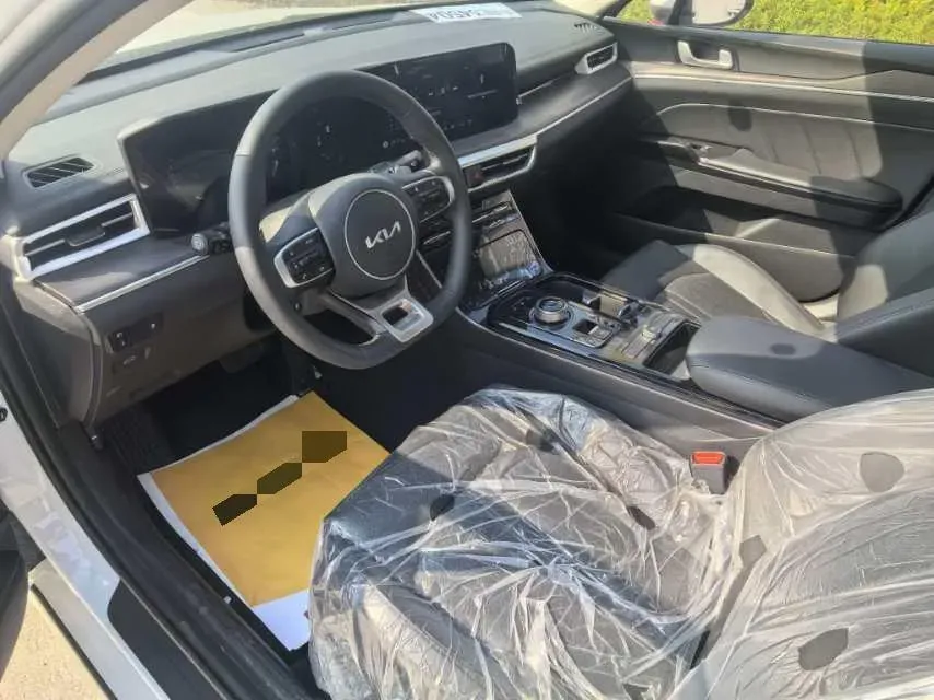 2025 Kia K5 1.5T 170HP L4 7DCT,autocango,china used car exporter,china ev exporter,chinese used car exporter,chinese used ev exporter