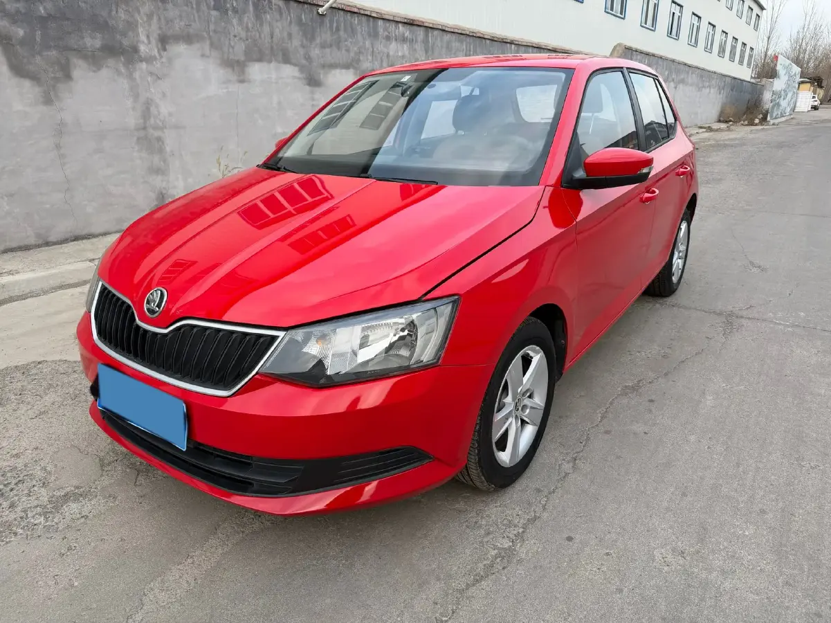 2017 Skoda Fabia 1.4L 90HP L4 6AT