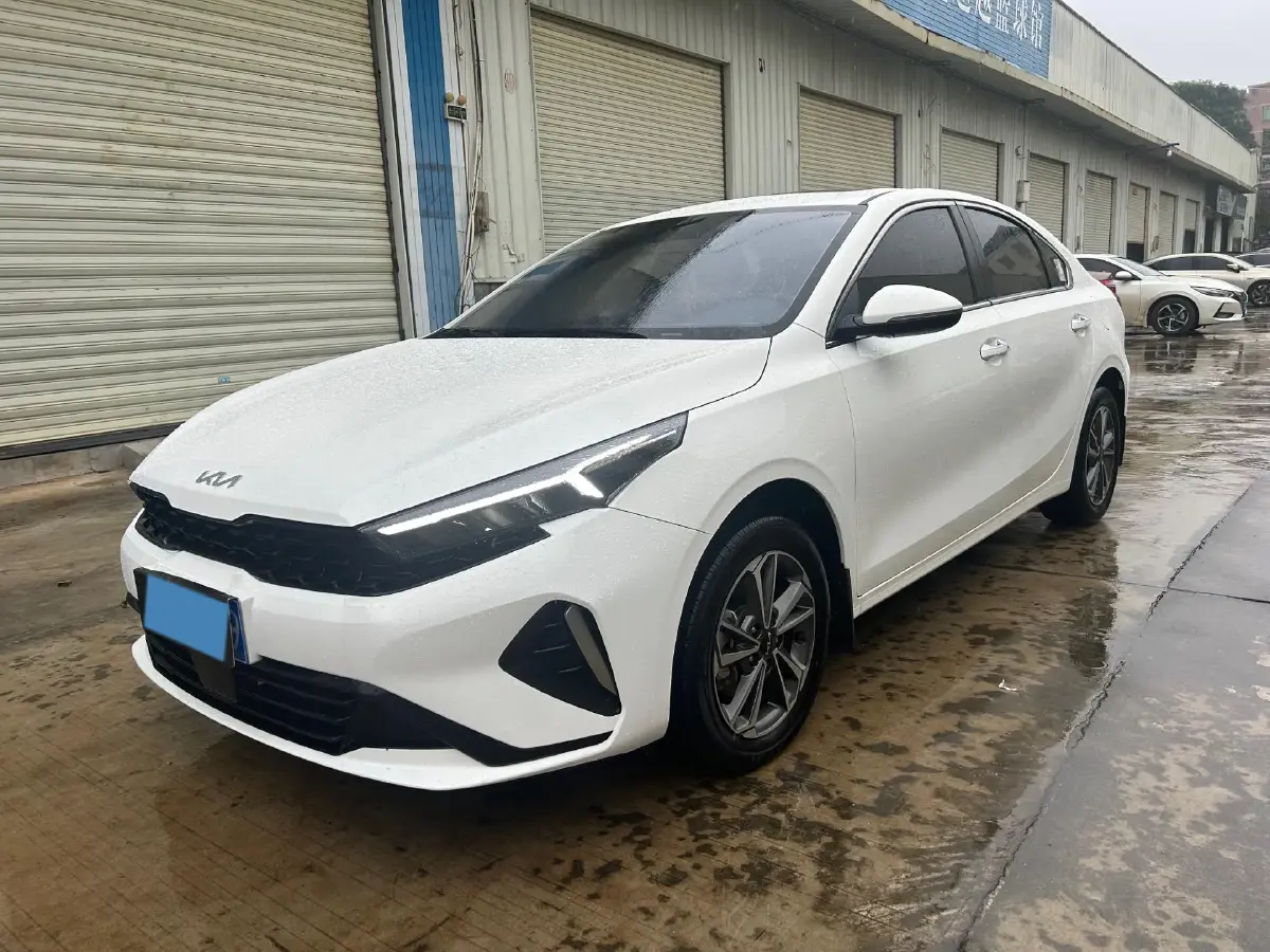 2023 Kia K3 1.5L 115HP L4 CVT