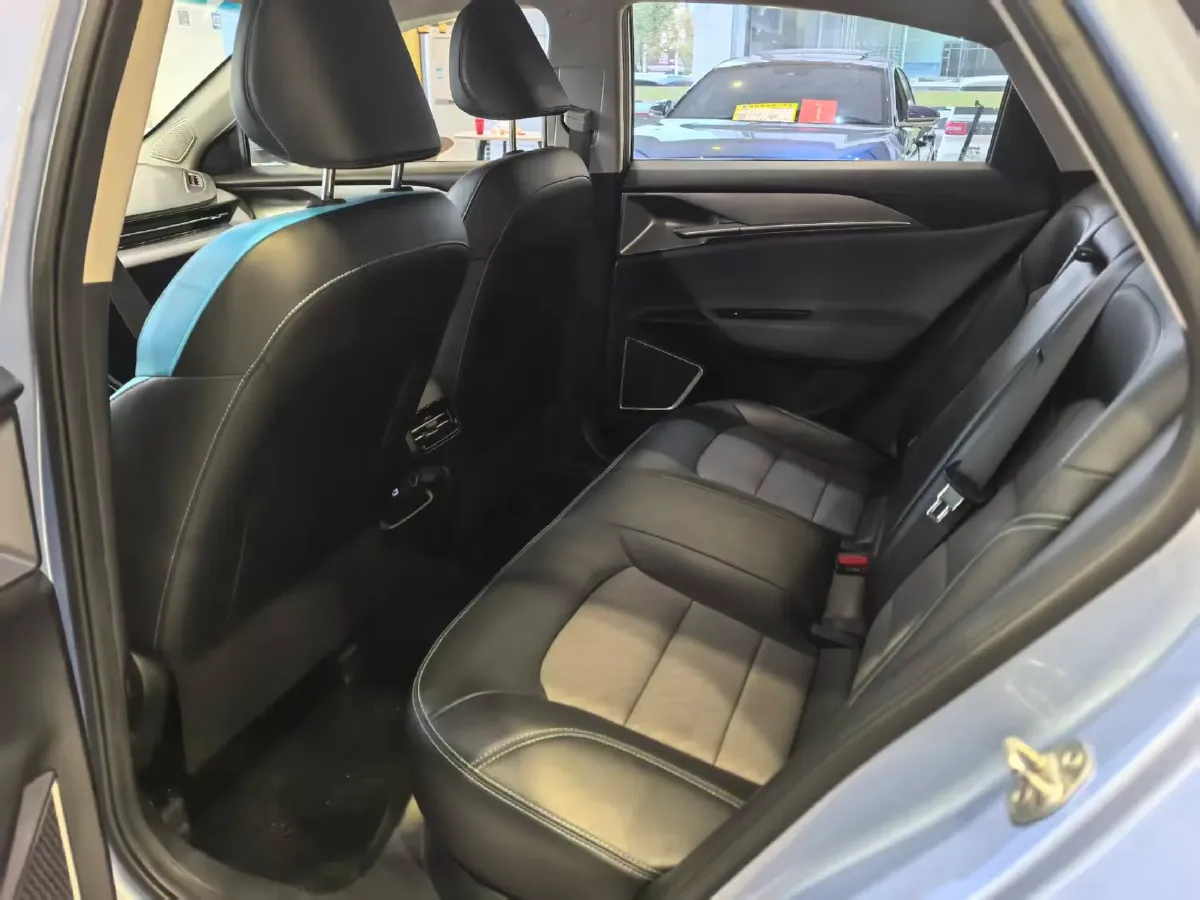 2022 Geometry G6 BEV 53KWH,autocango,china used car exporter,china ev exporter,chinese used car exporter,chinese used ev exporter