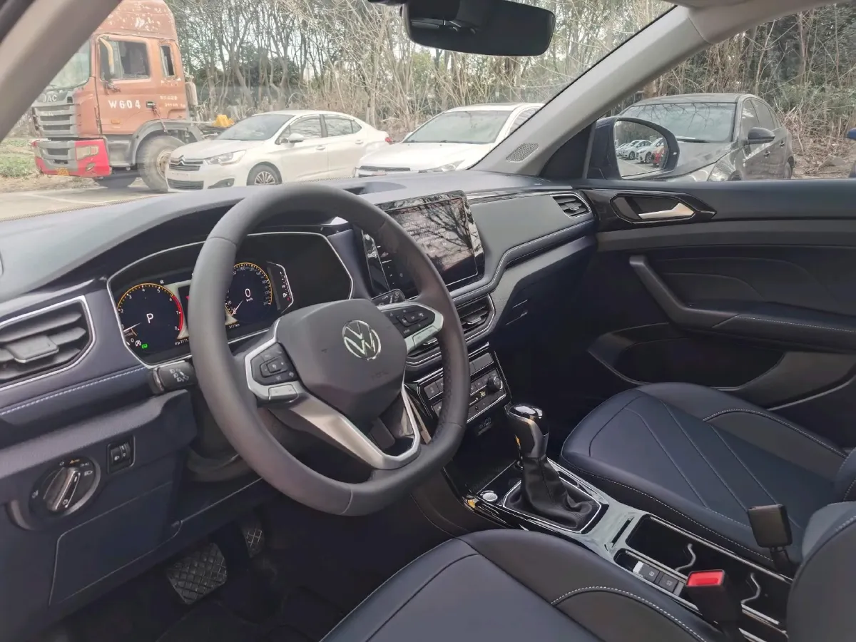 2025 Volkswagen Tharu 1.5T 160HP L4 7DCT,autocango,china used car exporter,china ev exporter,chinese used car exporter,chinese used ev exporter