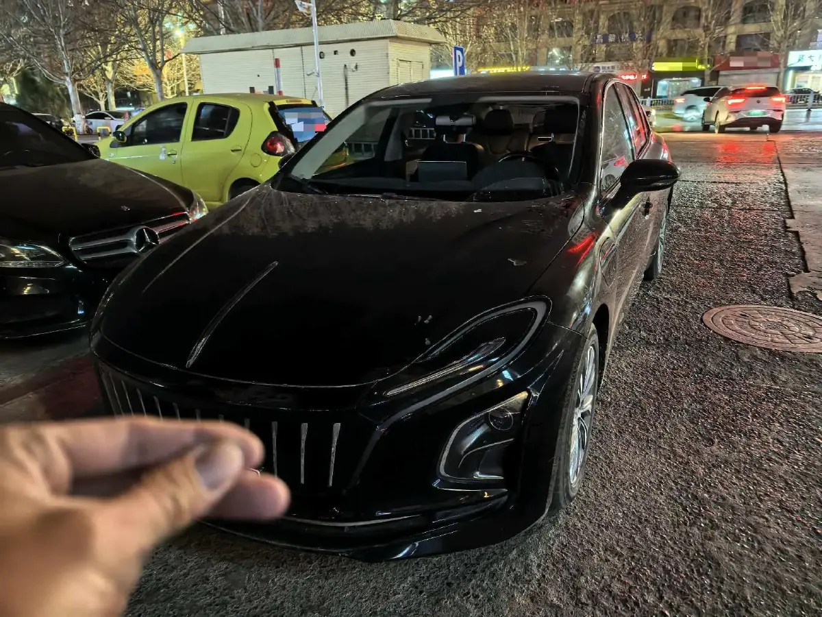 2023 HongQi E-QM5 BEV 82KWH