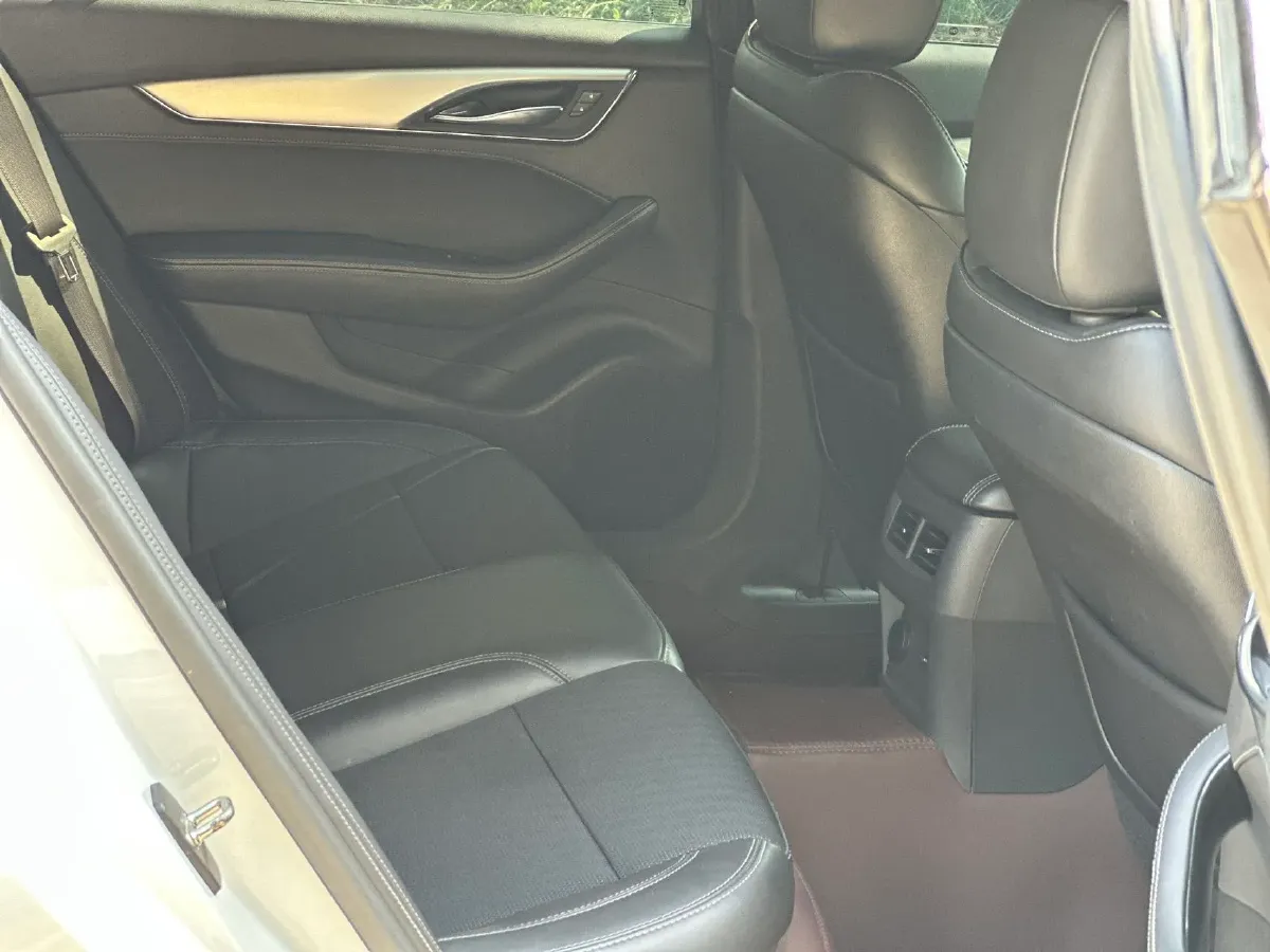 2021 Cadillac CT5 2.0T 237HP L4 10AT,autocango,china used car exporter,china ev exporter,chinese used car exporter,chinese used ev exporter