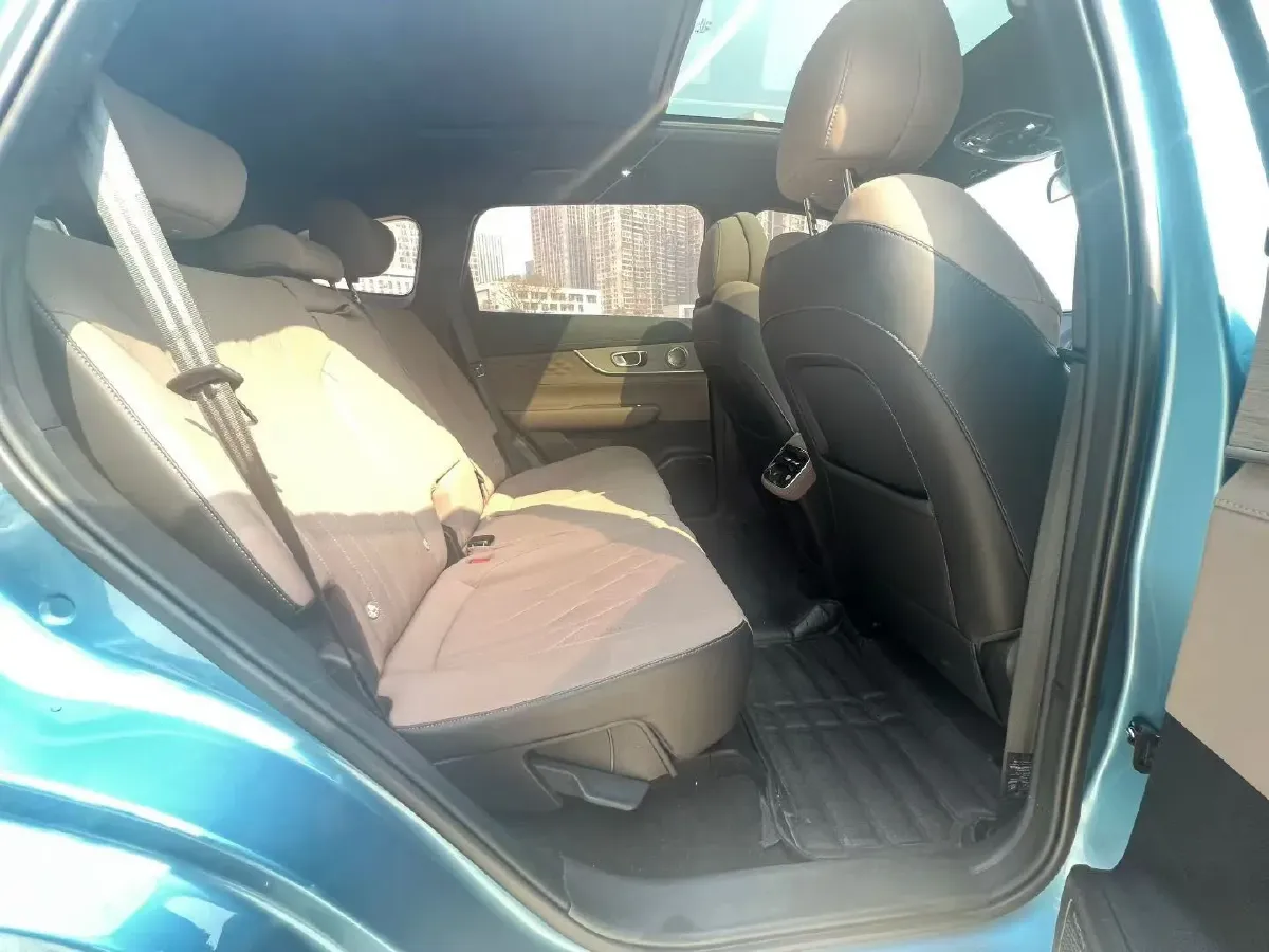 2025 Chery Tiggo8 PLUS C-DM 1.5T 156HP L4 1DHT PHEV,autocango,china used car exporter,china ev exporter,chinese used car exporter,chinese used ev exporter