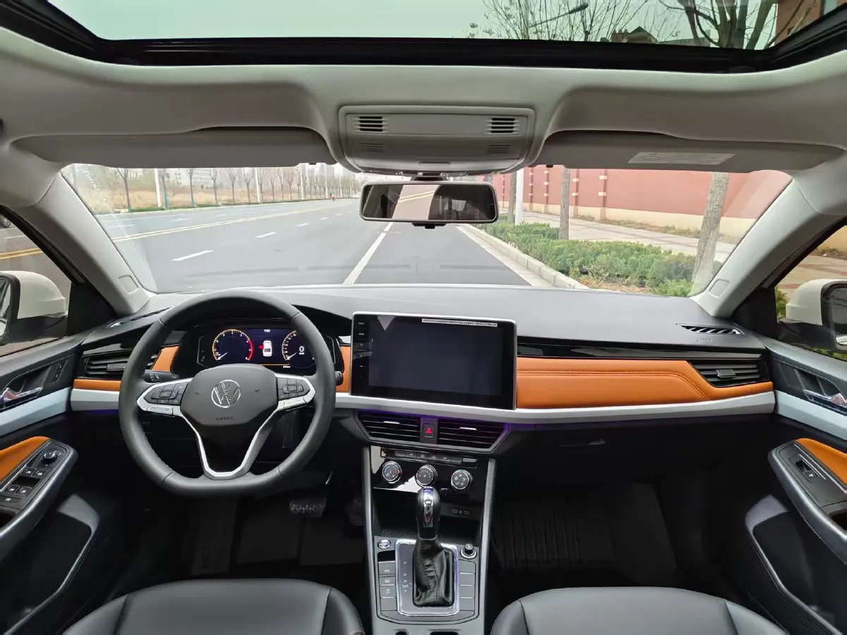 2025 Volkswagen Bora 1.2T 116HP L4 7DCT,autocango,china used car exporter,china ev exporter,chinese used car exporter,chinese used ev exporter