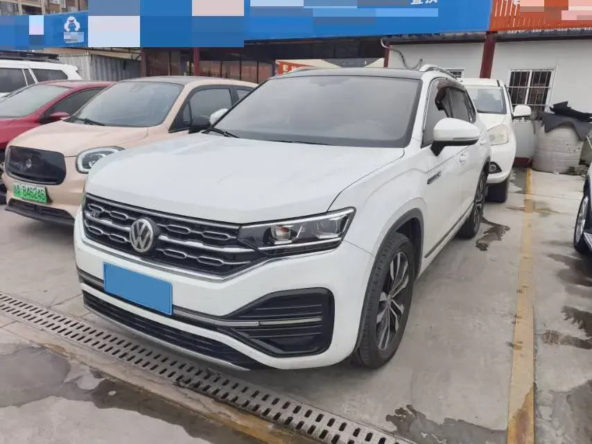 2020 Volkswagen Tayron 2.0T 220HP L4 7DCT