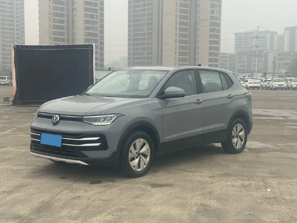 2025 Volkswagen Tharu 1.5L 110HP L4 6AT