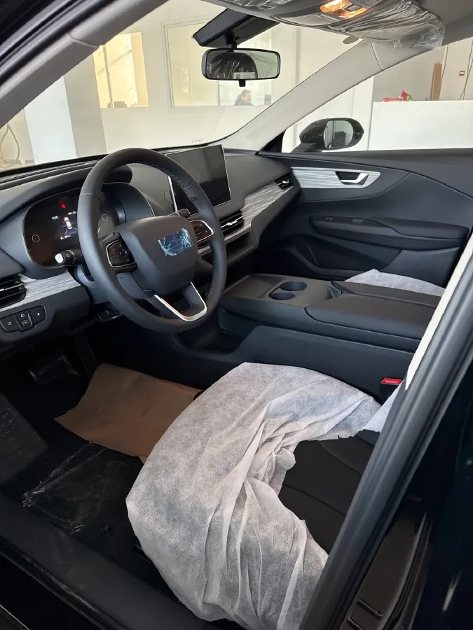 2025 HongQi E-QM5 BEV,autocango,china used car exporter,china ev exporter,chinese used car exporter,chinese used ev exporter