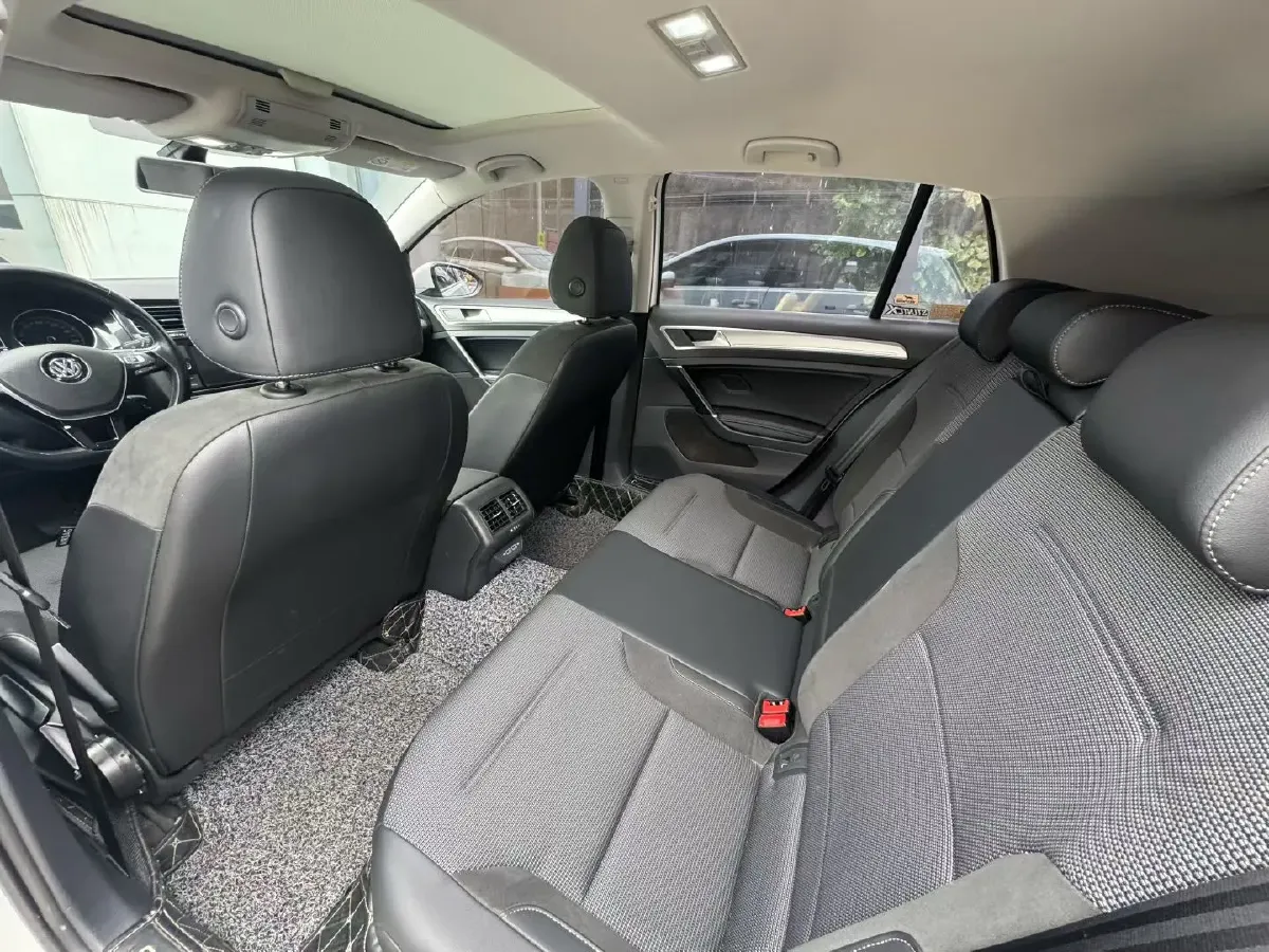 2019 Brilliance Auto V7 1.8T 231HP L4 7DCT,autocango,china used car exporter,china ev exporter,chinese used car exporter,chinese used ev exporter