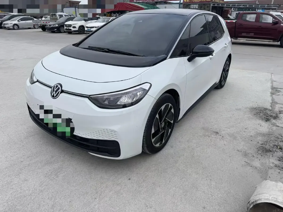 2025 Volkswagen ID.3 BEV 52.8KWH
