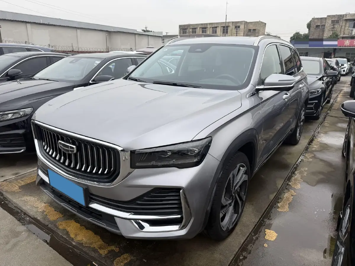 2023 Geely Monjaro 2.0T 238HP L4 8AT