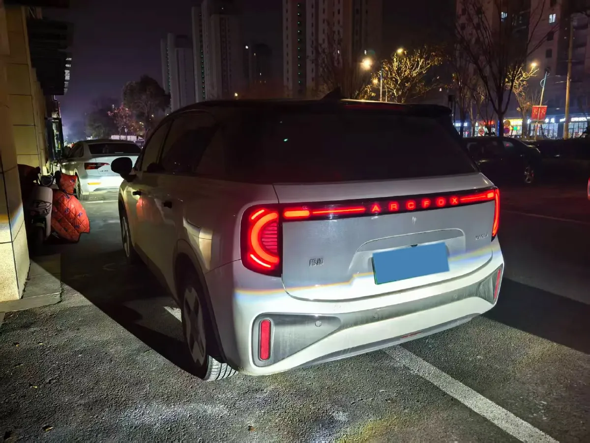 2023 JAC T8 2.0T 170HP L4 8AT,autocango,china used car exporter,china ev exporter,chinese used car exporter,chinese used ev exporter