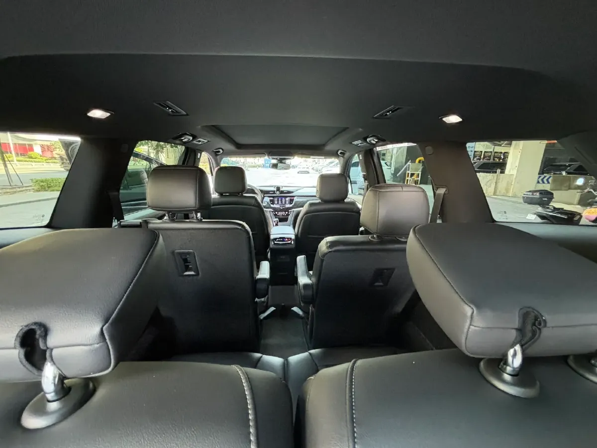 2021 Cadillac XT6 2.0T 237HP L4 9AT,autocango,china used car exporter,china ev exporter,chinese used car exporter,chinese used ev exporter