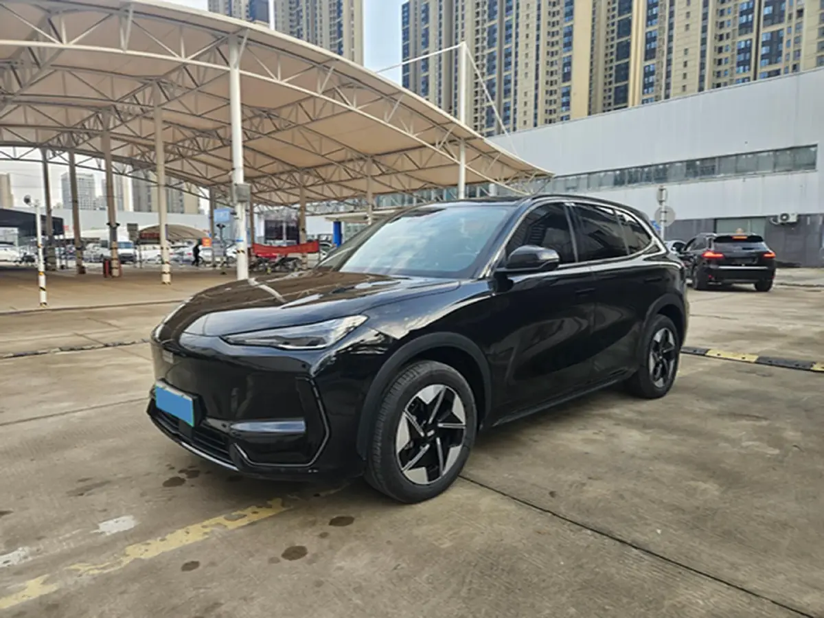 2024 Geely Emgrand L HiP 1.5T 181HP L4 3DHT PHEV 15.5KWH