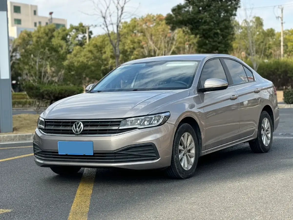 2020 Volkswagen Bora 1.5L 113HP L4 6AT