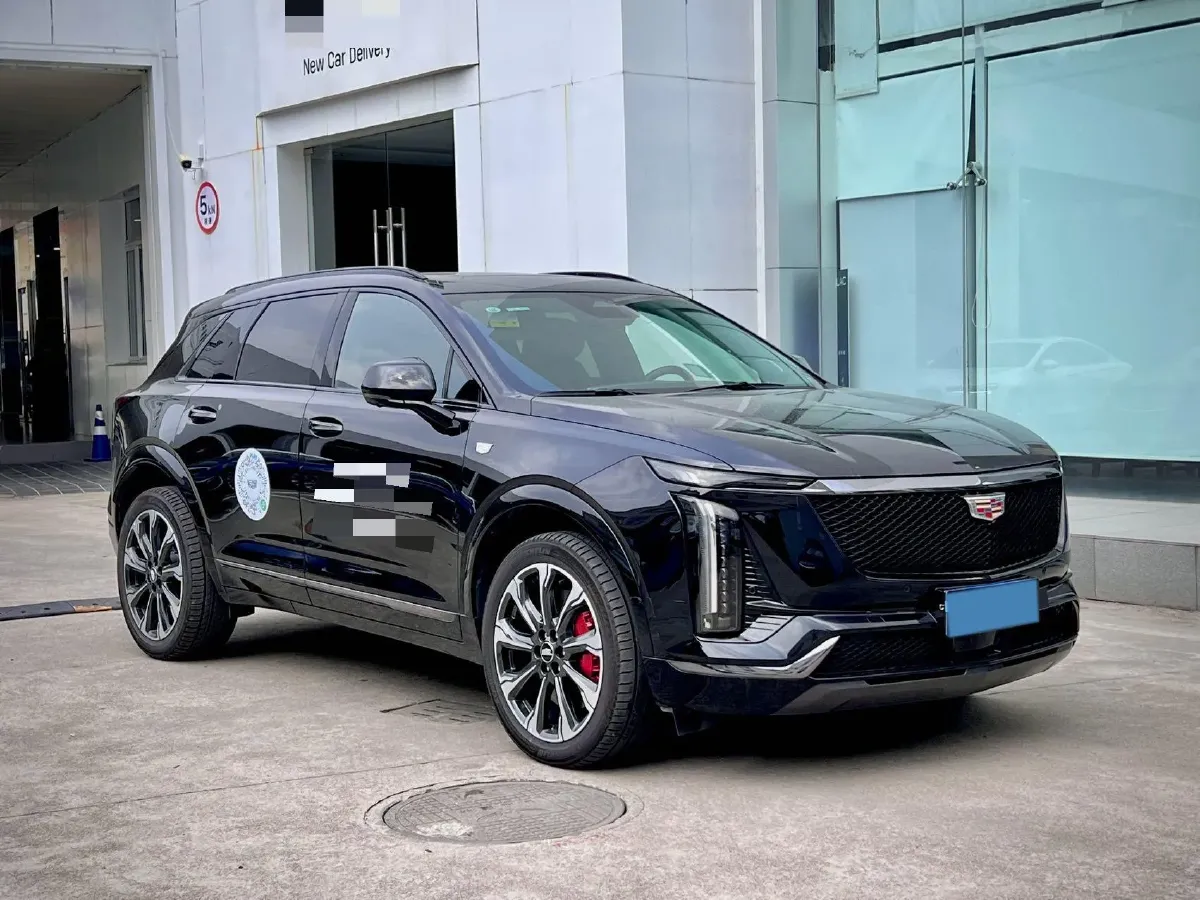 2025 Cadillac XT5 2.0T 237HP L4 9AT,autocango,china used car exporter,china ev exporter,chinese used car exporter,chinese used ev exporter