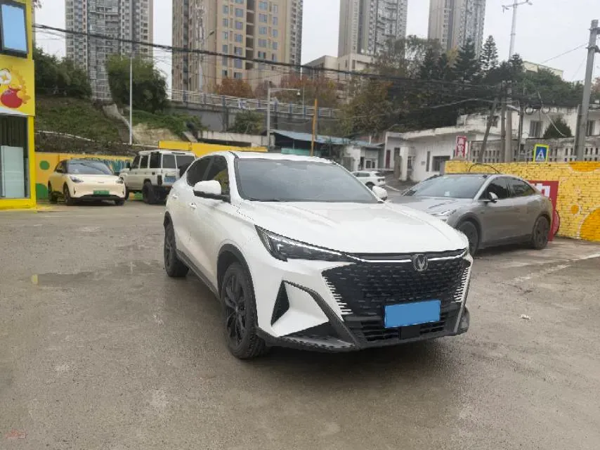 2024 ChangAn X5 PLUS 1.5T 188HP L4 7DCT,autocango,china used car exporter,china ev exporter,chinese used car exporter,chinese used ev exporter