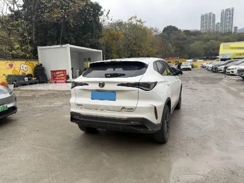 2024 ChangAn X5 PLUS 1.5T 188HP L4 7DCT,autocango,china used car exporter,china ev exporter,chinese used car exporter,chinese used ev exporter