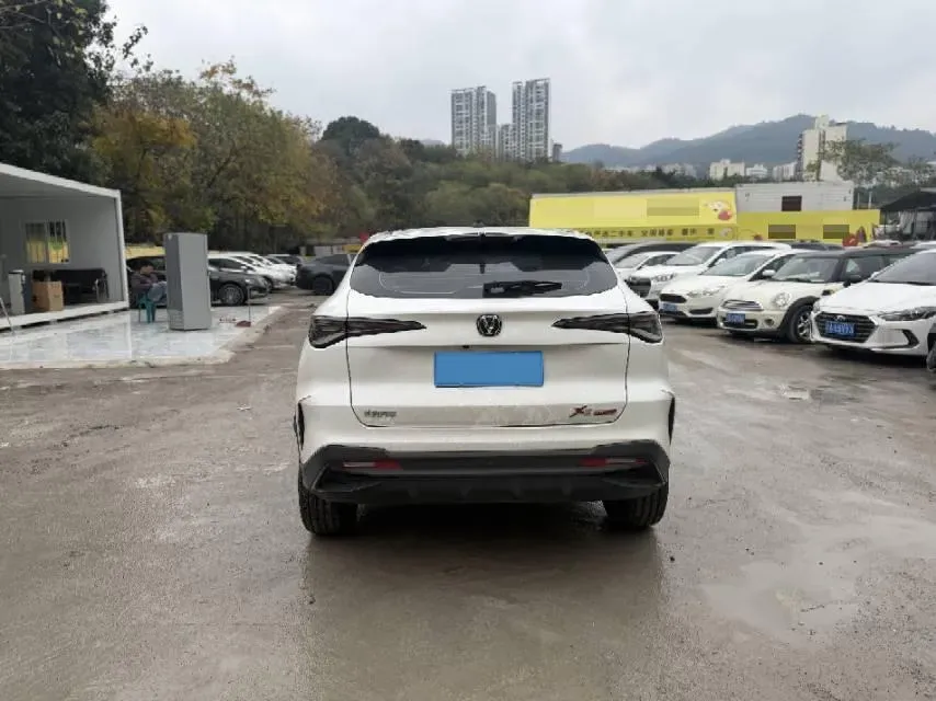 2024 ChangAn X5 PLUS 1.5T 188HP L4 7DCT,autocango,china used car exporter,china ev exporter,chinese used car exporter,chinese used ev exporter