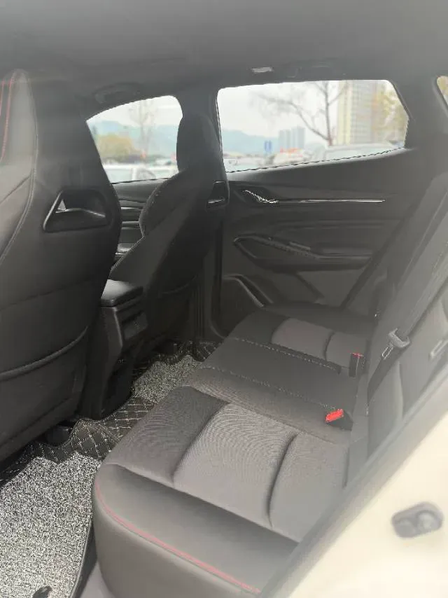 2024 ChangAn X5 PLUS 1.5T 188HP L4 7DCT,autocango,china used car exporter,china ev exporter,chinese used car exporter,chinese used ev exporter