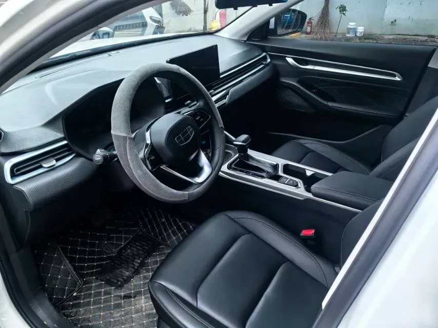 2025 Geely Emgrand 1.5L 127HP L4 CVT,autocango,china used car exporter,china ev exporter,chinese used car exporter,chinese used ev exporter