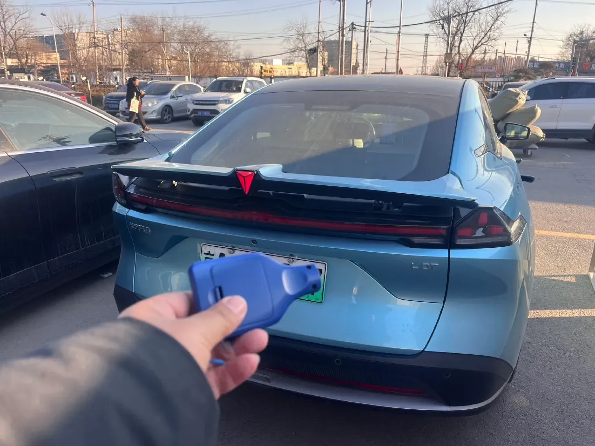 2024 Deepal L07 BEV 56.12KWH,autocango,china used car exporter,china ev exporter,chinese used car exporter,chinese used ev exporter