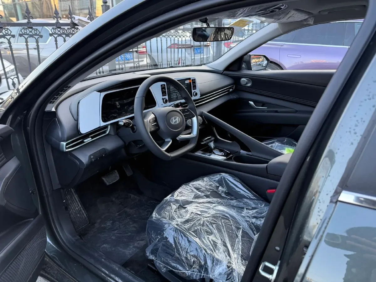 2023 Hyundai Elantra 1.5L 115HP L4 CVT,autocango,china used car exporter,china ev exporter,chinese used car exporter,chinese used ev exporter