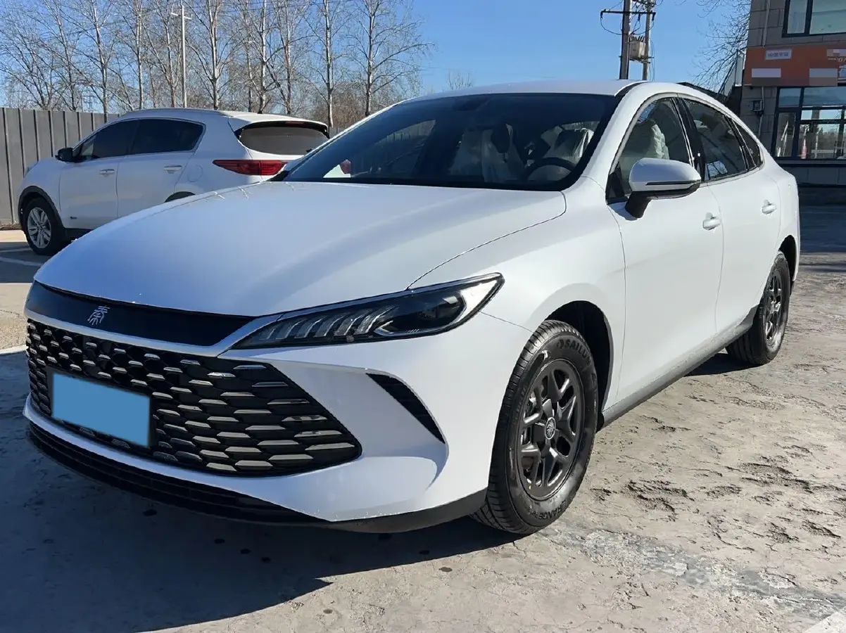 2025 BYD Qin Plus 1.5L 101HP L4 E-CVT PHEV 7.68KWH