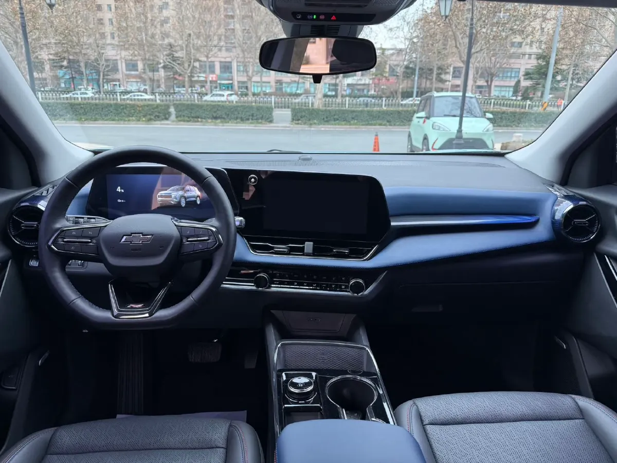 2024 Chevrolet EquinoxPlus 1.5T 180HP L4 2DHT PHEV 16.5KWH,autocango,china used car exporter,china ev exporter,chinese used car exporter,chinese used ev exporter