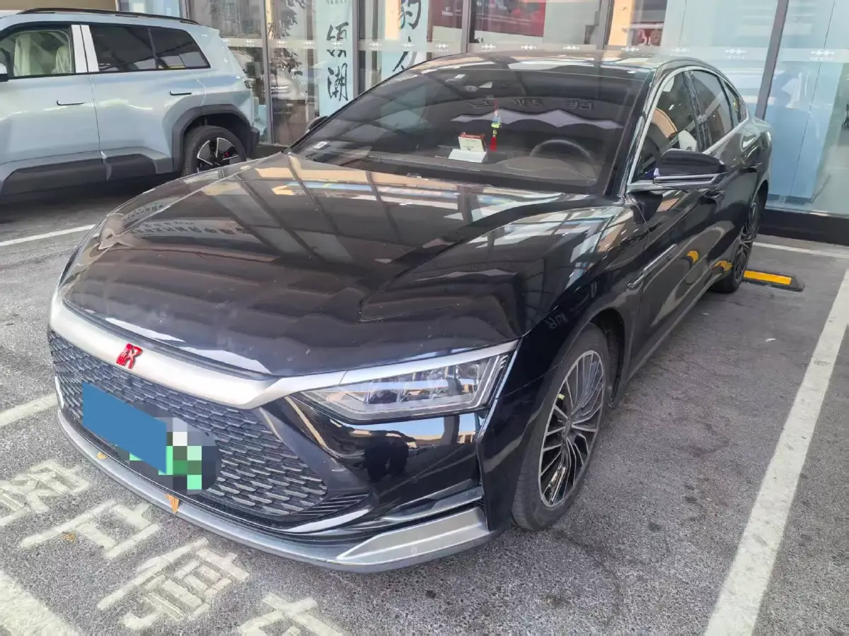 2020 WEY VV7 2.0T 227HP L4 7DCT PHEV